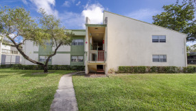 Just Listed | 4125 NW 88th Avenue #202
