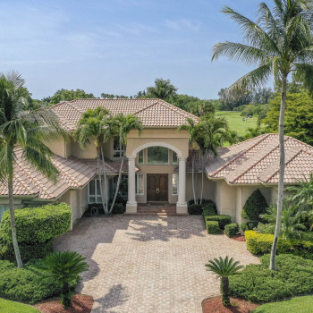 Just Listed | Perfection in Preston | 101 Thornton Drive