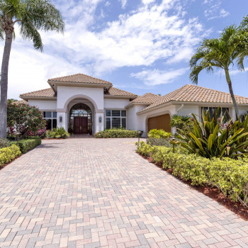 Just Listed | Fabulous in Frenchman’s Creek | 3081 Burgundy Drive N