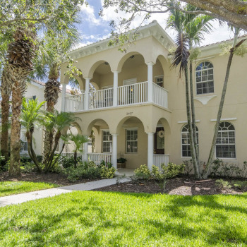 Just Listed | 3407 Greenway Drive