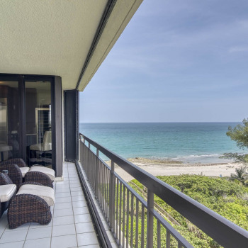 Just Listed | 4000 N Ocean Drive #704