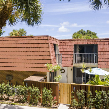 Just Listed | 328 Buttonwood Lane