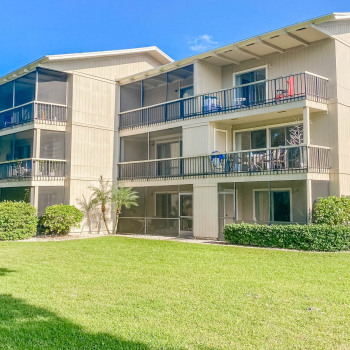 Just Listed | 18490 SE Wood Haven Lane A