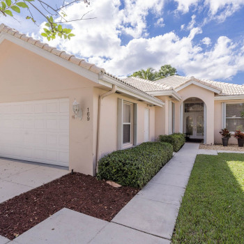 Just Listed | 169 E Hampton Way