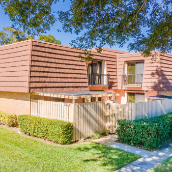Just Listed | 1802 18th Lane