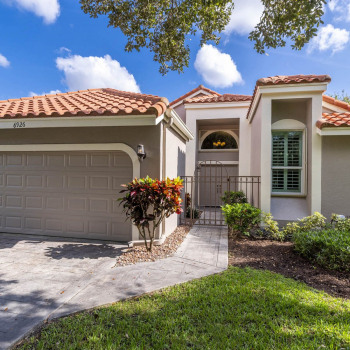 Just Listed | 6926 Briarlake Circle
