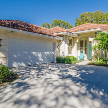 Just Listed | 197 E Tall Oaks Circle