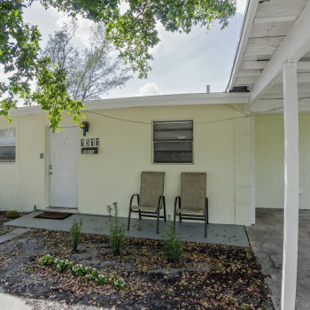 Just Listed | 1511 Avenue H W