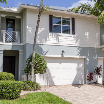 Just Listed | 1044 Piccadilly Street