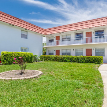 Just Listed | 2600 SE Ocean Boulevard #Jj-15