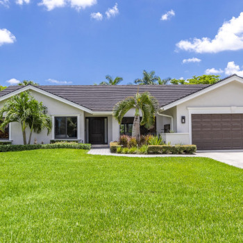 Just Listed | 21370 Sweetwater Lane N