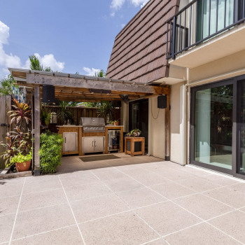 Just Listed | 1107 11th Lane