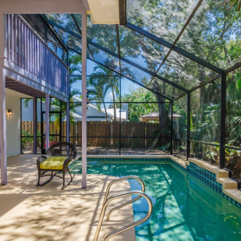 Just Listed | 2250 SE Country Club Lane