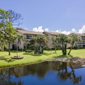 Just Listed | 18430 SE Wood Haven Lane #L
