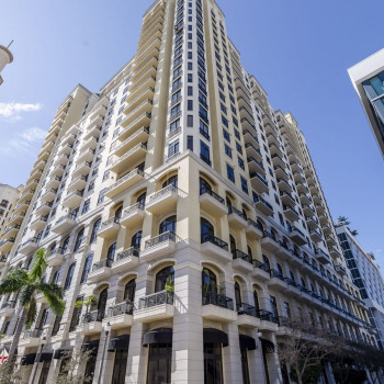 Just Listed | 701 S Olive Avenue #714