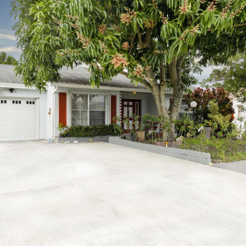 Just Listed | 4353 Lisa Drive