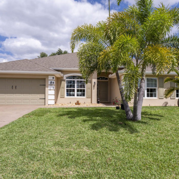 Just Listed | 951 SW Bay State Road