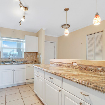 Just Listed | 236 Castlewood Drive #202