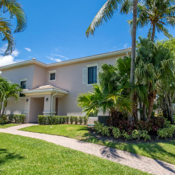Just Listed | 2810 Grande Parkway #109