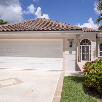 Just Listed | 8208 SE Palm Hammock Lane