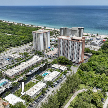Just Listed | 901 N Birch Road #D6
