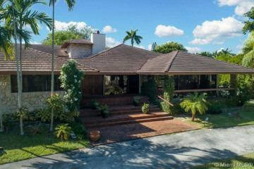 260 Cocoplum Rd