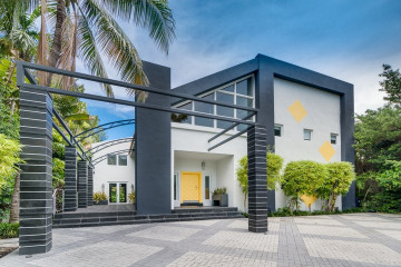 Home for Sale at 1833 W 24 ST, Miami Beach FL 33140