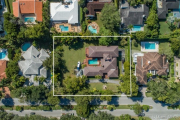 260 Cocoplum Rd