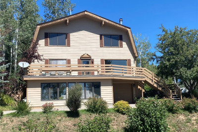 1060 Thornburg