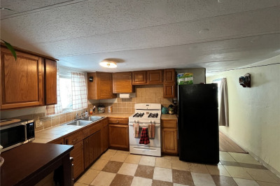 75 Anglers Drive