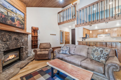 2915 Chinook Lane