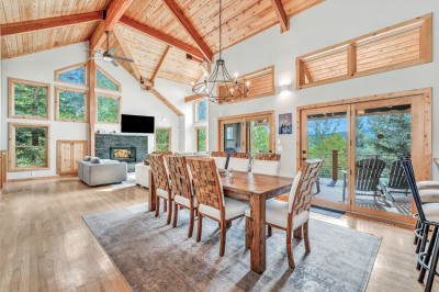 1862 Highland Way