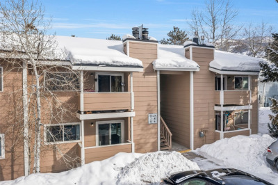 1320 Athens Plaza