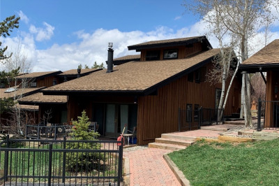 2727 Apres Ski Way