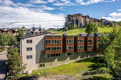 2320 Ski Trail Lane