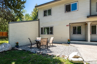 40 Cedar Court