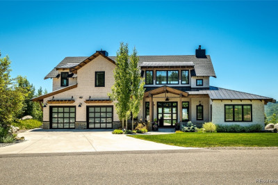 1305 Clubhouse Circle