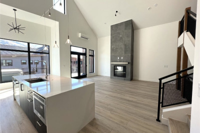 1243 Urban Way