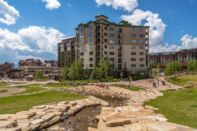 2200 Village Inn Court