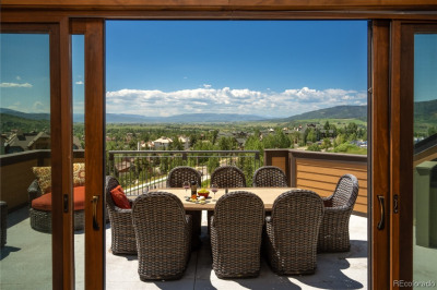 2250 Apres Ski Way
