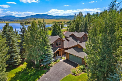 32695 Waters Edge Court