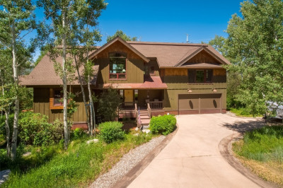 225 Huckleberry Lane