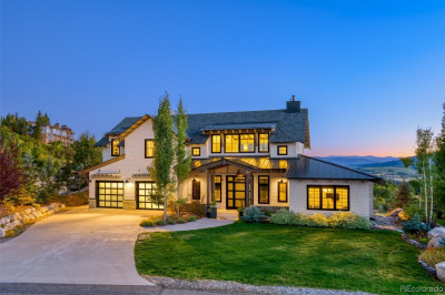 1305 Clubhouse Circle