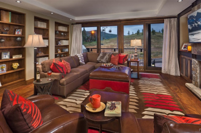 2250 Apres Ski Way
