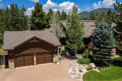 1825 Montview Lane