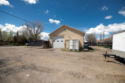 290 W Lincoln Avenue