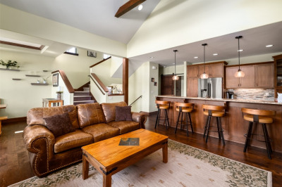 647 Clermont Circle