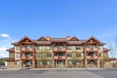 2525 Cattle Kate Circle