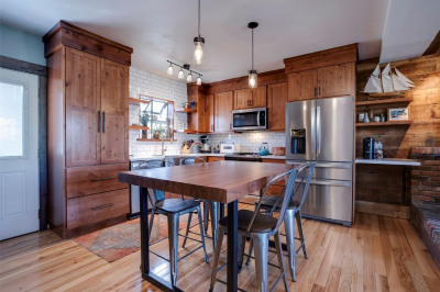 1360 Skyview Lane