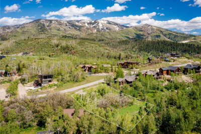 225 Boulder Ridge Road